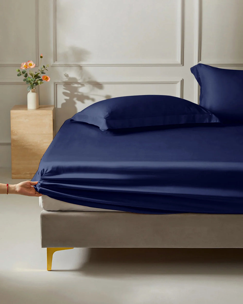 22 Momme Seamless Silk Fitted Sheet, Navy