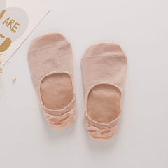 Skin-friendly Women's Silk Invisible Boat Socks
