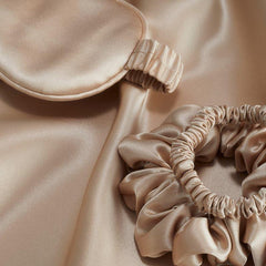 Silk Travel Suit 3 PCS Scrunchy Pillowcase And Eyemask