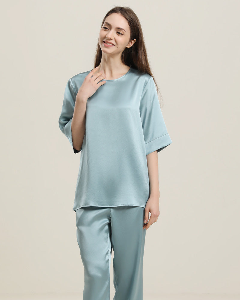 Round Neck Short-sleeve Silk Pajama Set