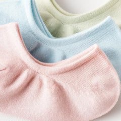 Skin-friendly Women's Silk Multicoloured Boat Socks